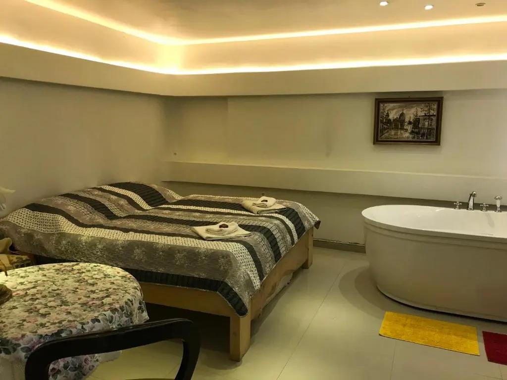 Ráspi Apartman Étterem és Borászat - главное фото