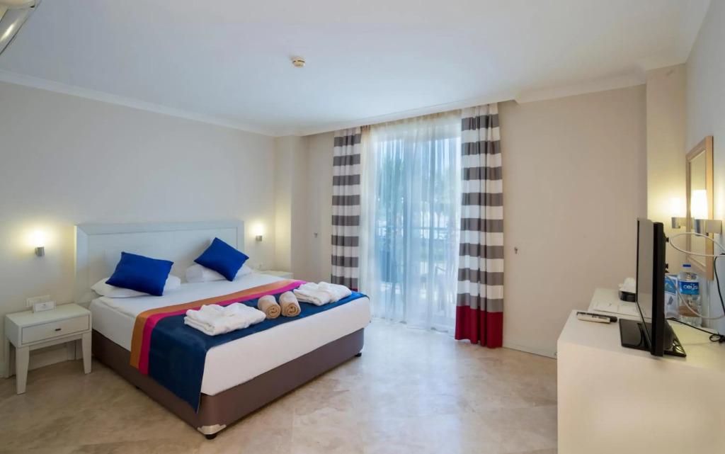 Crystal Boutique Beach Resort - Adults Only - главное фото