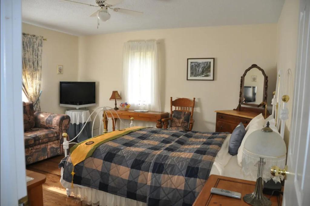 A La Villa Rivermead - главное фото