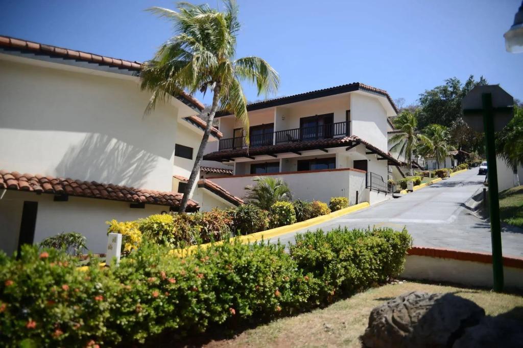 Condovac la Costa - главное фото