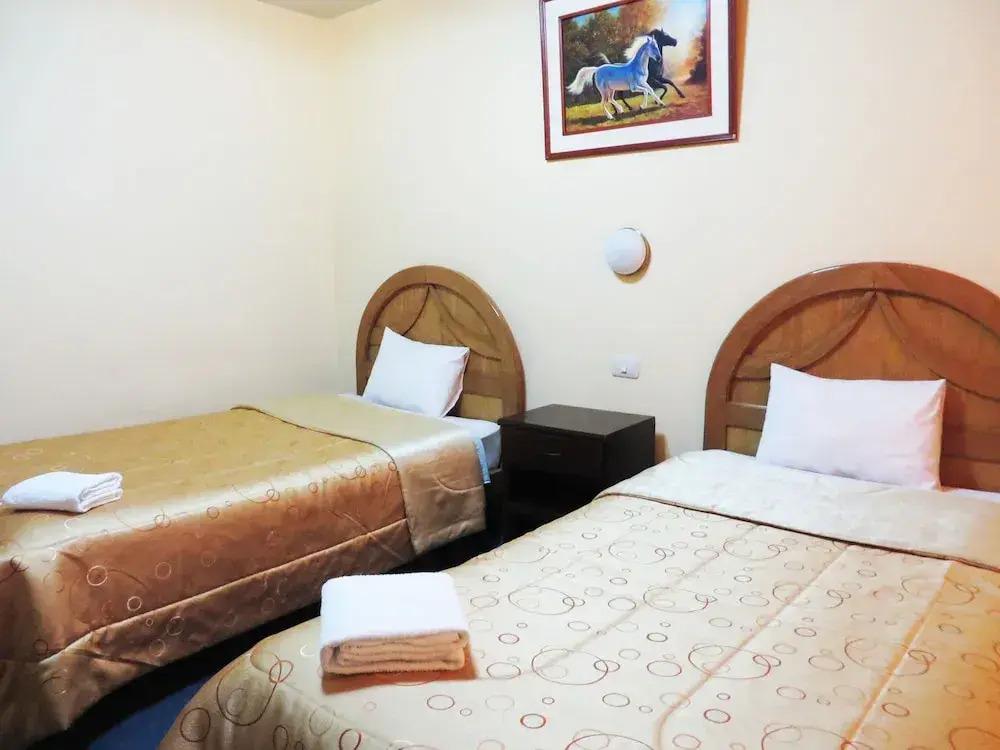 Hotel Keros VIP - главное фото