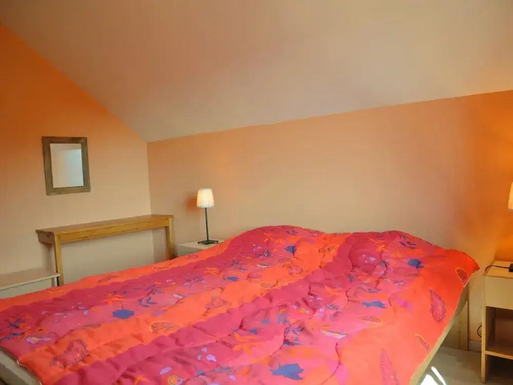 Chalet in Somme-leuze With Hot Tub & Sauna - главное фото