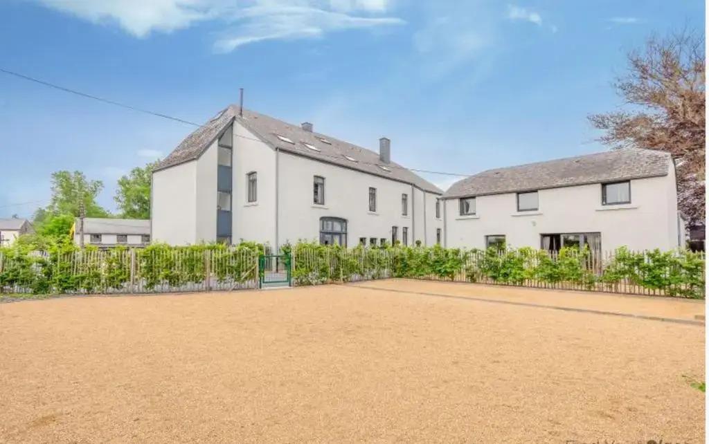 Villa with 17 bedrooms in Florenville with private pool enclosed garden and WiFi - главное фото