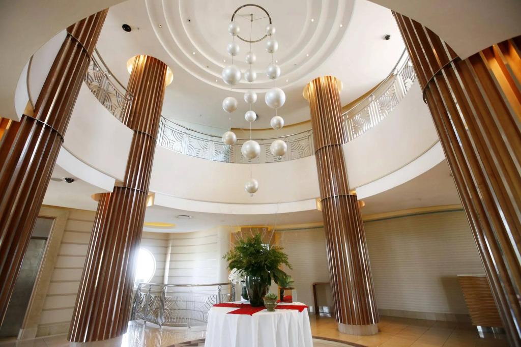 Suncoast Hotel & Towers - главное фото