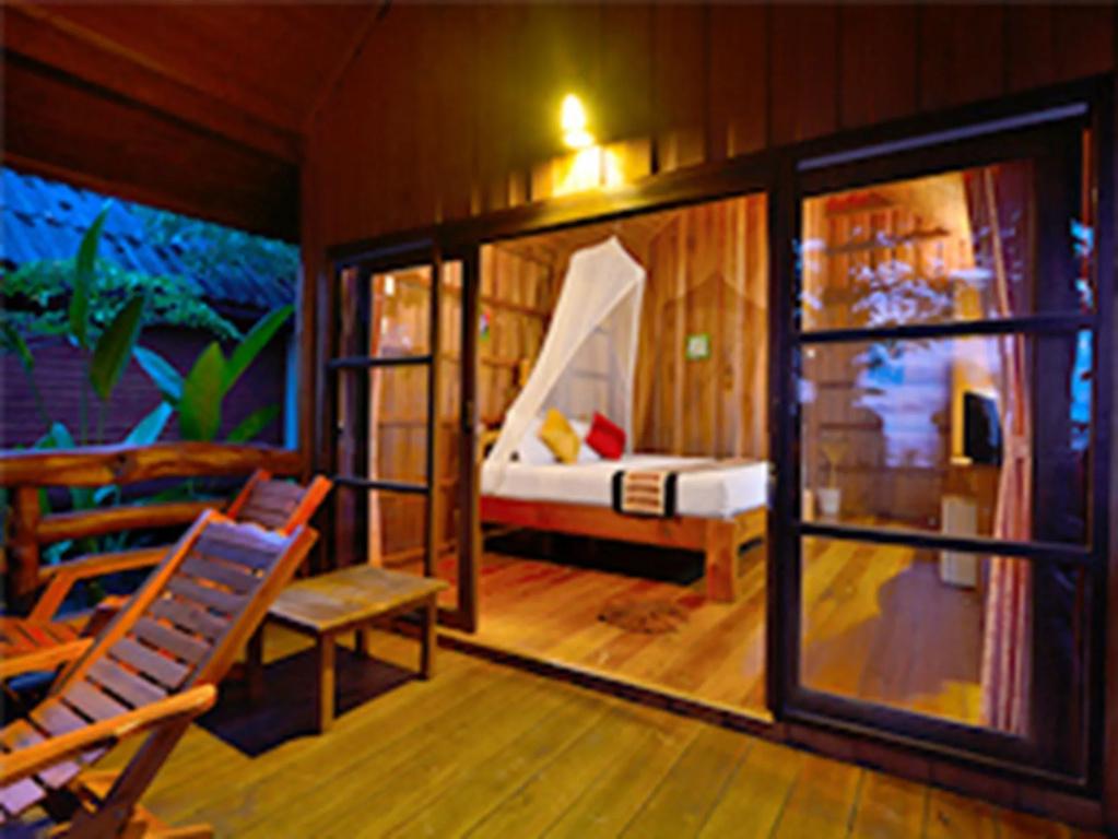 Thiw Son Beach Resort - главное фото