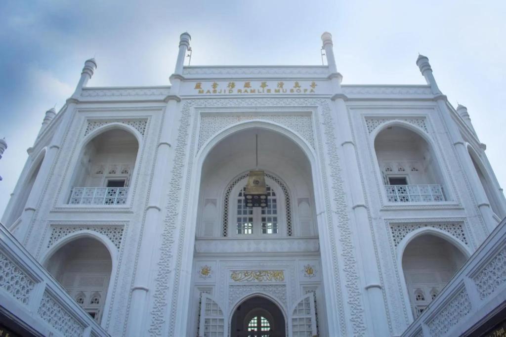 DoubleTree by Hilton Jakarta Kemayoran - главное фото