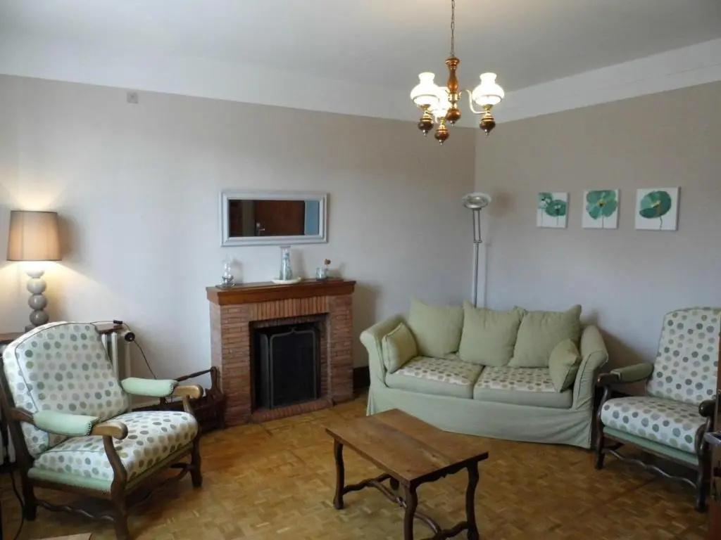 Gîte Le Buisson-de-Cadouin, 3 pièces, 4 personnes - FR-1-616-42 - главное фото