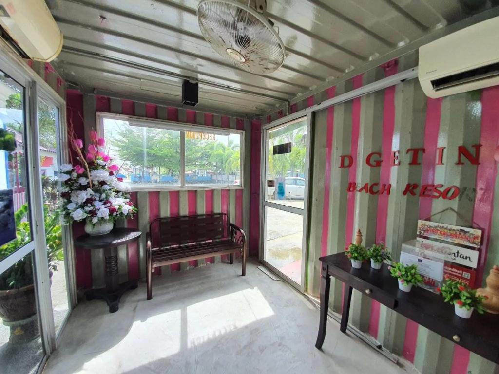 OYO 90410 D'Geting Beach Resort - главное фото