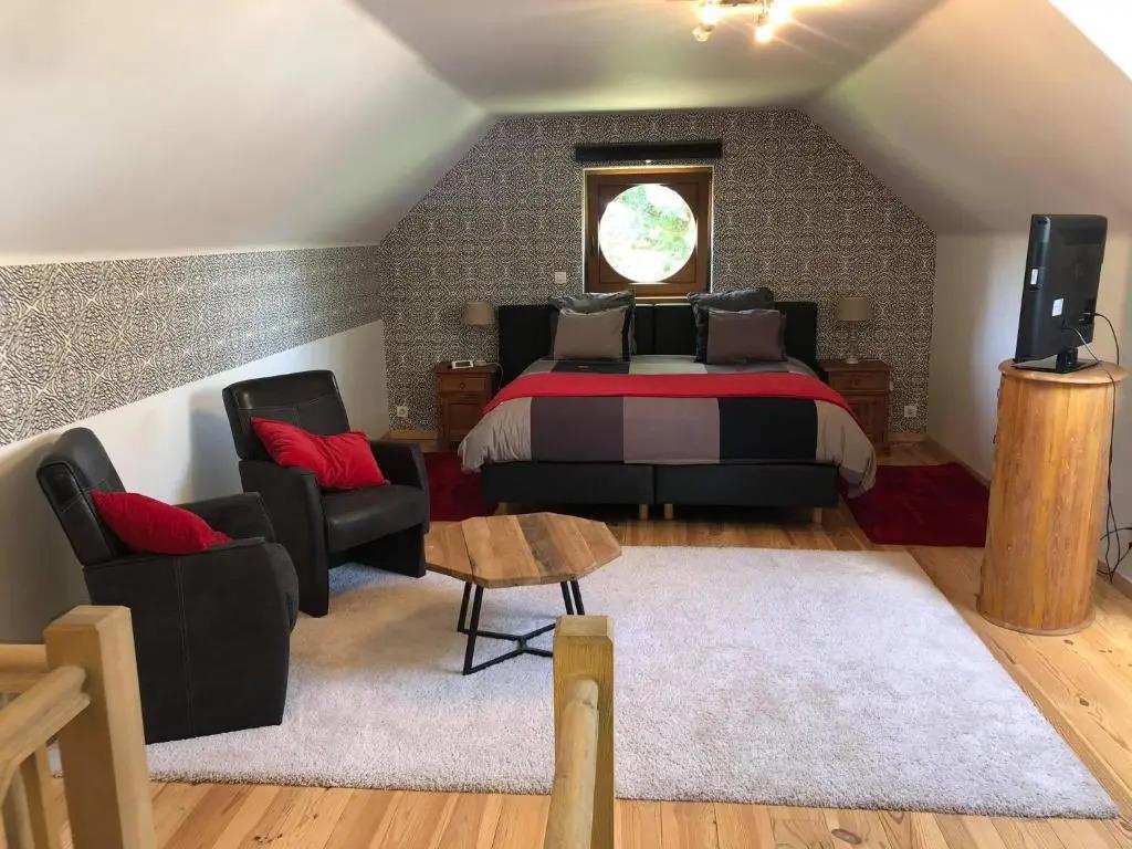 Le Goupil - главное фото