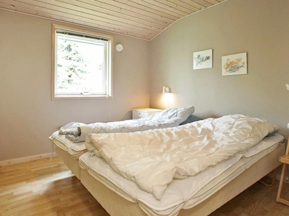 Modern Holiday Home With Whirlpool in Væggerløse - главное фото