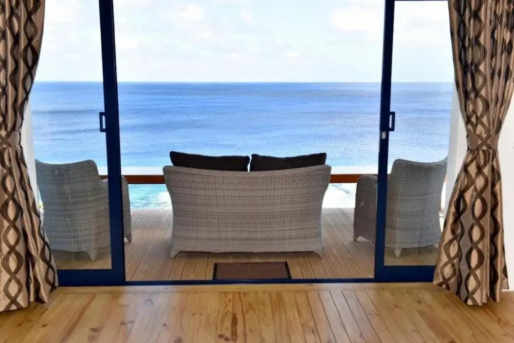 Lau's Gateway - главное фото