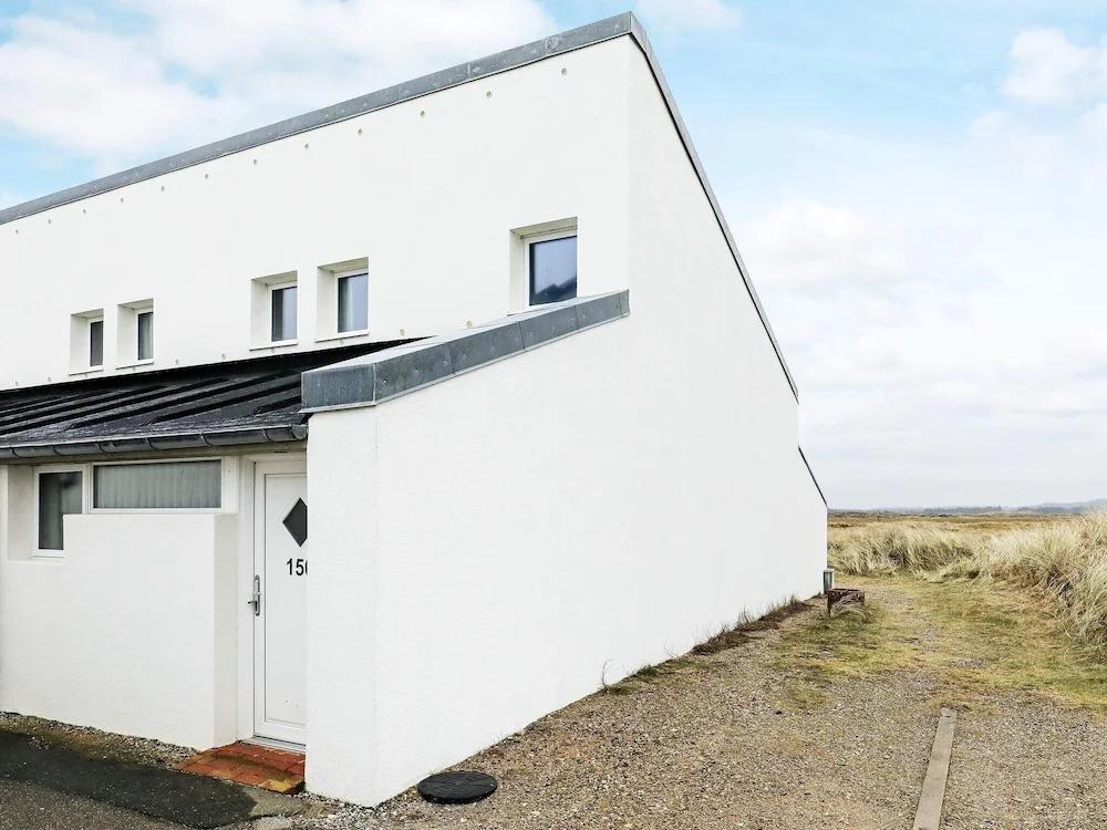 6 Person Holiday Home in Brovst - главное фото