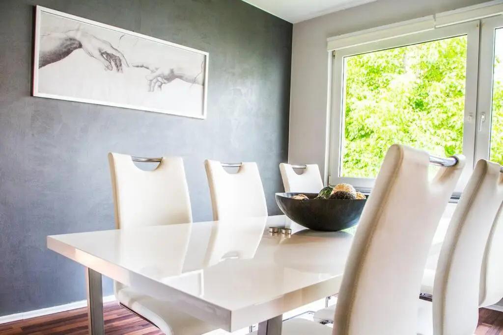 Wagner Stays - Luxus Suite Modern Apartment in a Restorative Little Town - главное фото