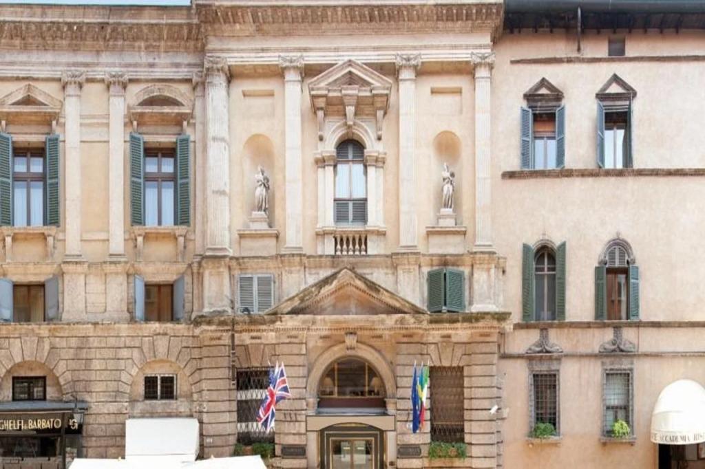 Отель Accademia - главное фото