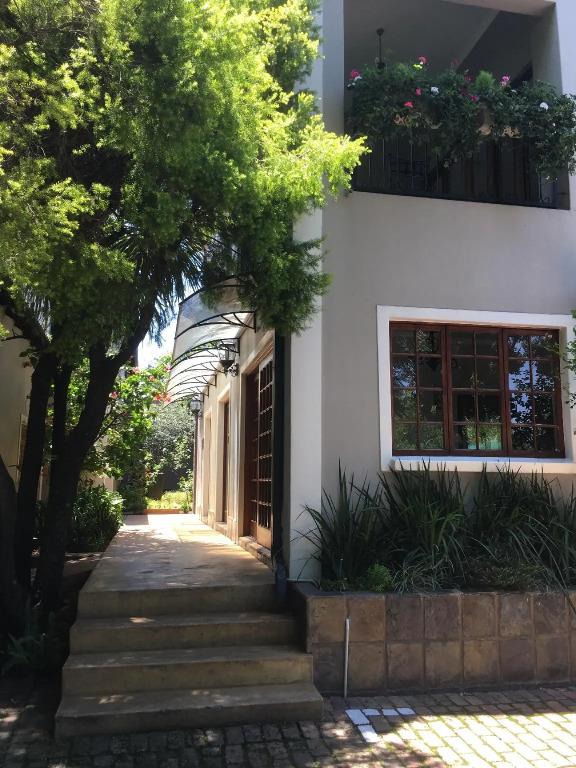 Dunvegan Execu Lodge - главное фото