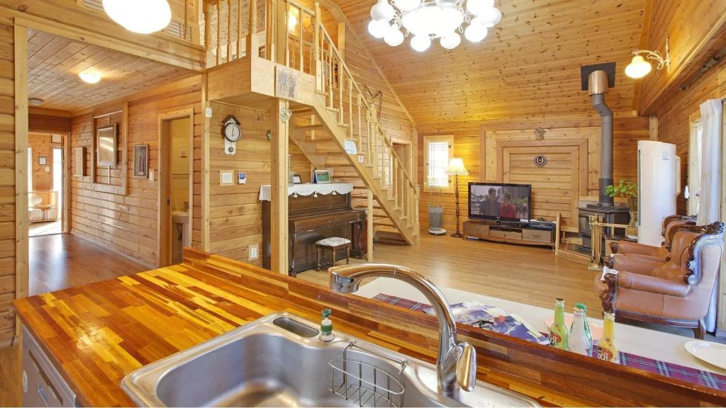 Hwacheon Parprika Yellow Pension - главное фото