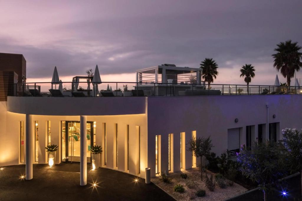 Mercure Villeneuve Loubet Plage - главное фото