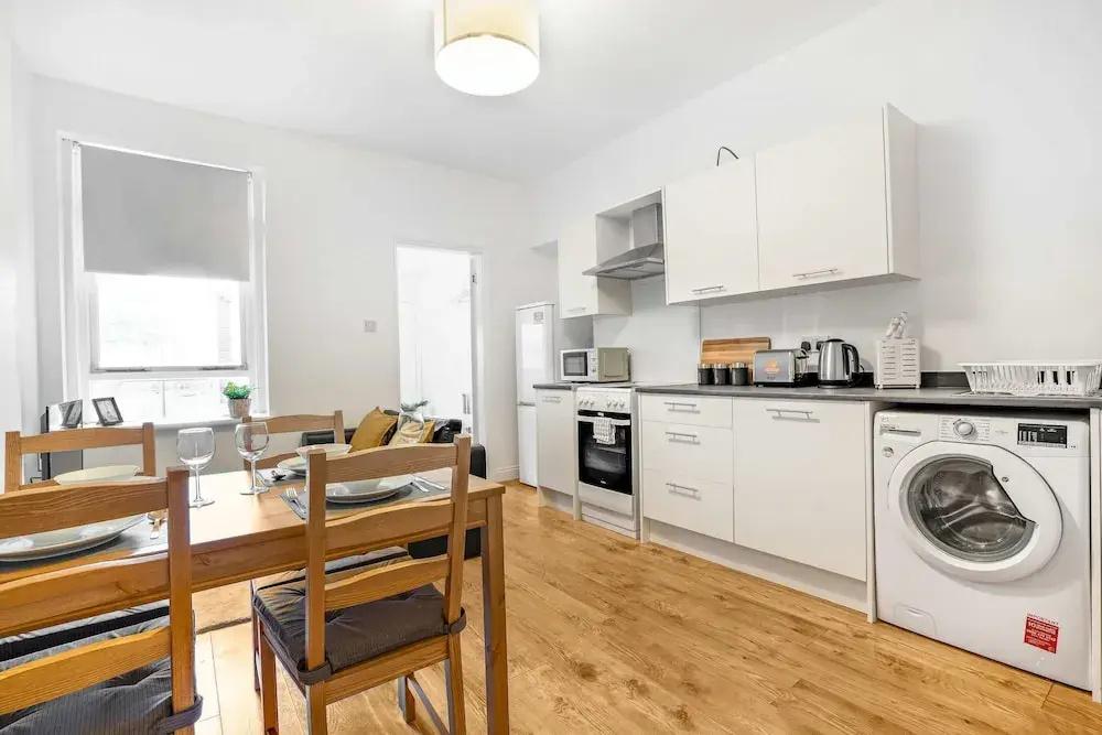 2 Bed-ground Floor-free Parking - главное фото