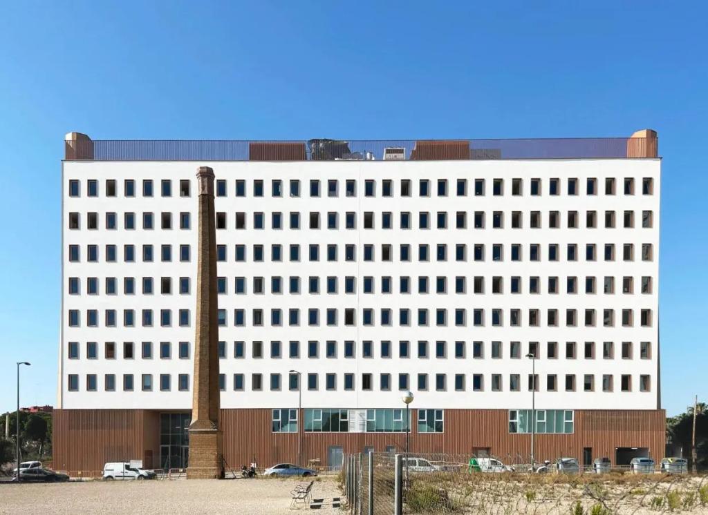 Loop Homes Tower Burjassot Hotel - главное фото