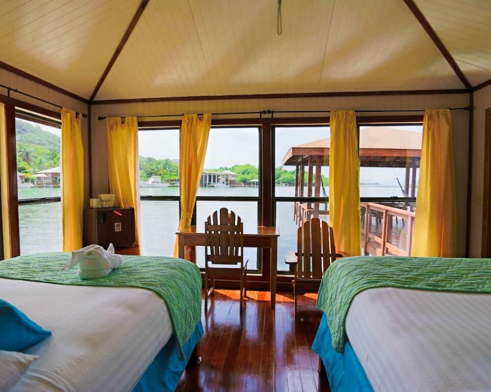 Anthony's Key Resort - главное фото