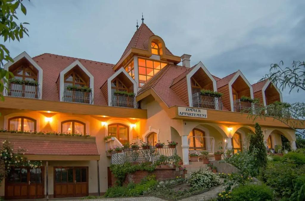 Bodó Ház - главное фото