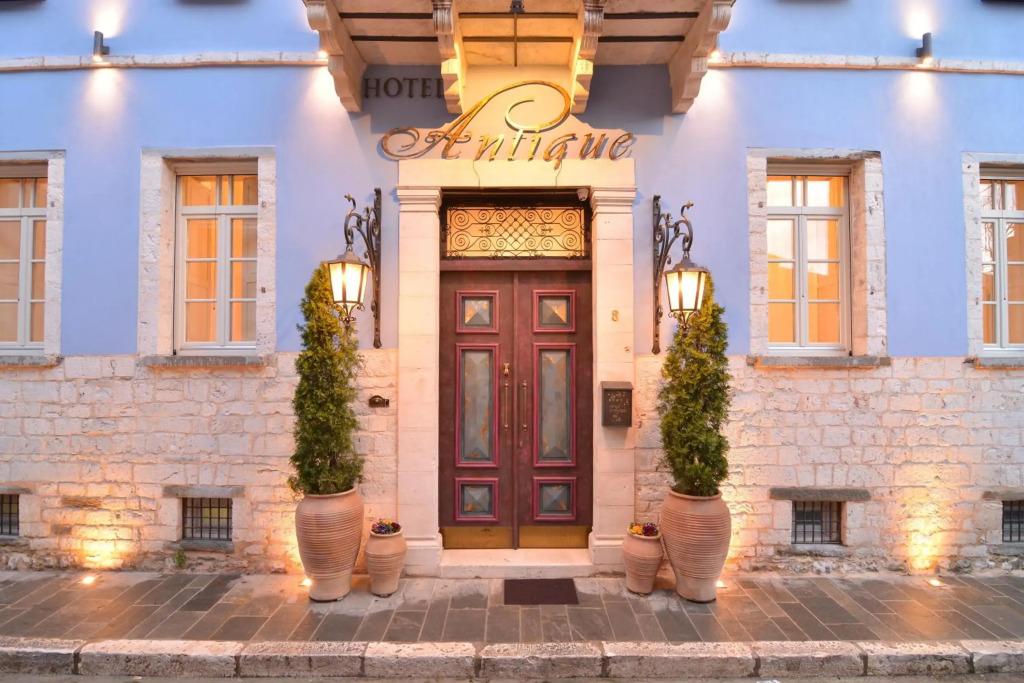 Hotel Antique - главное фото