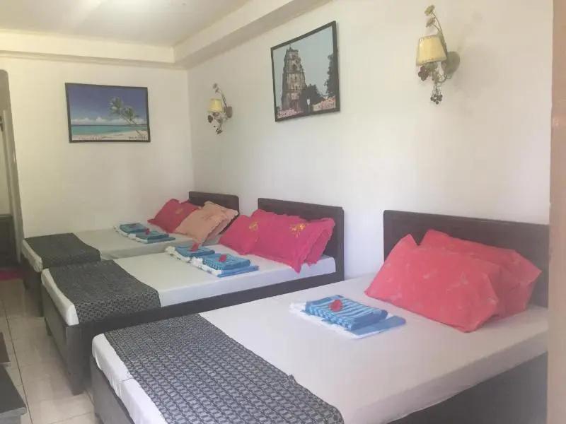 RedDoorz Plus @ Rio Grande de Laoag Ilocos Norte - главное фото