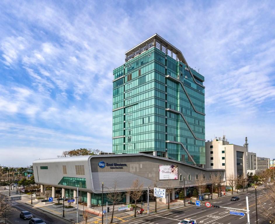 Harbor Park Hotel - главное фото