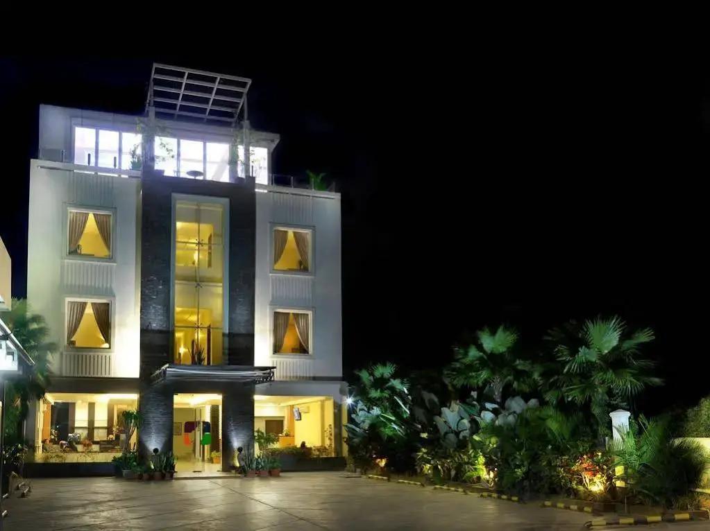 Hotel Bumi Banjar - главное фото