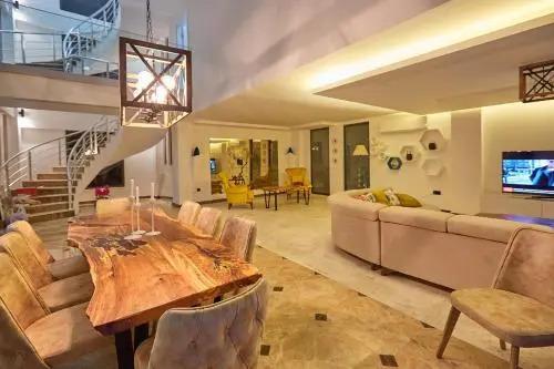 Villa Unlimited - главное фото