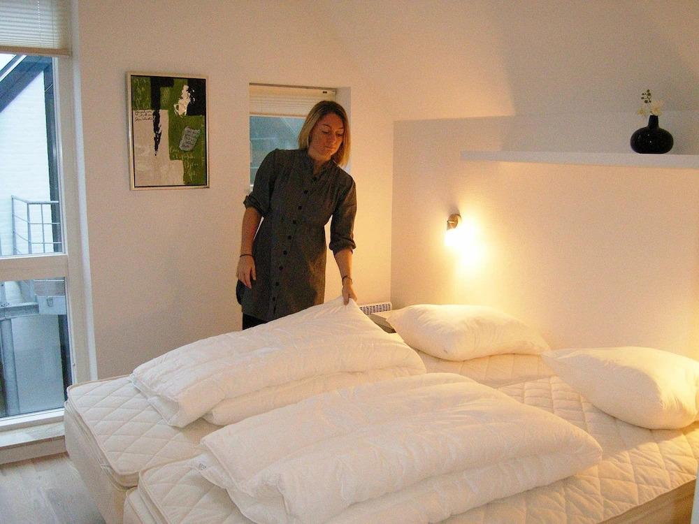 Pleasant Holiday Home in Væggerløse Denmark With Barbecue - главное фото