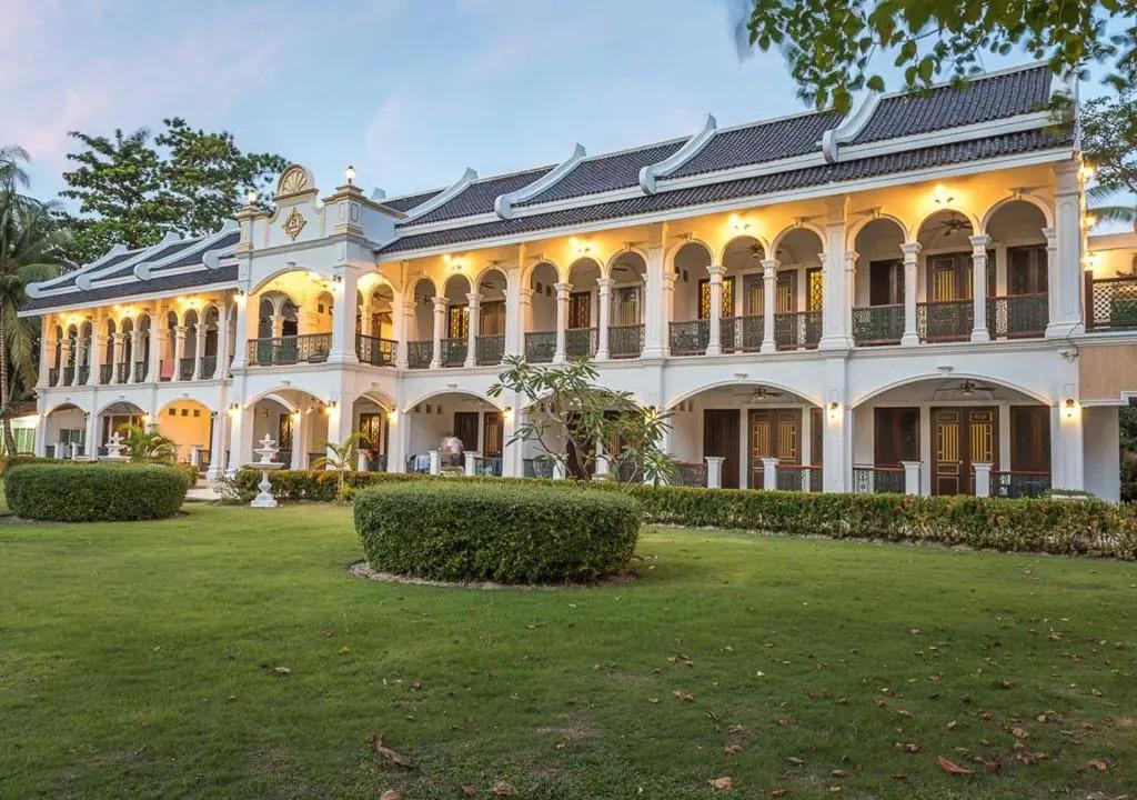 Racha Island Resort - главное фото