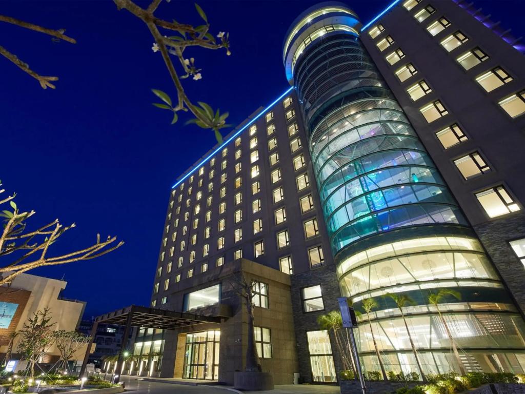 Grand Bay Resort - главное фото