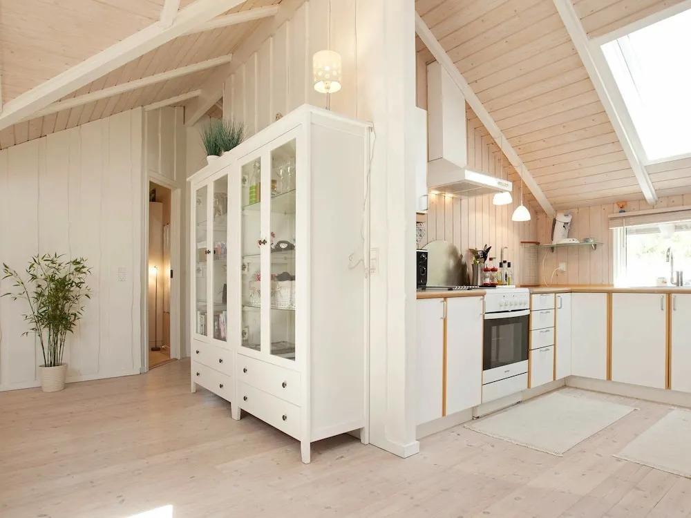 Modern Holiday Home in Dannemare With Terrace - главное фото