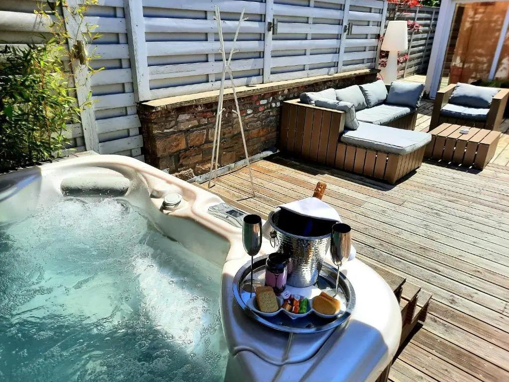 Le Clos Des Thermes - главное фото