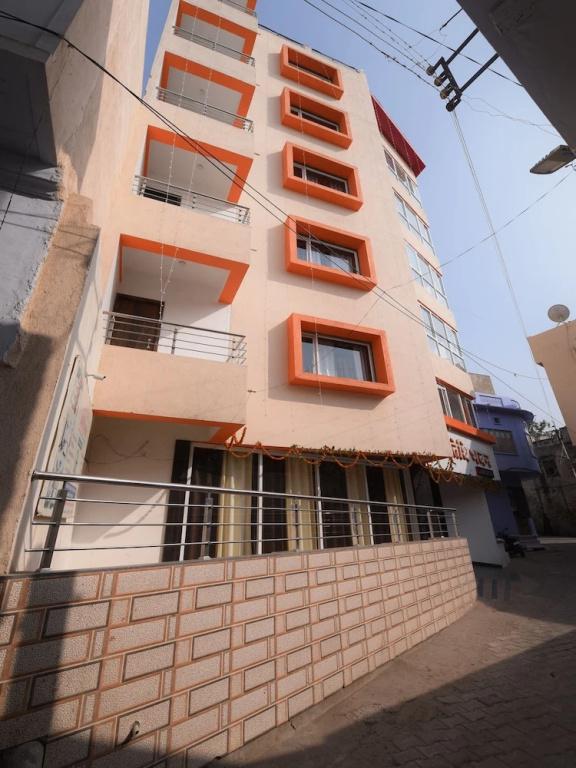 OYO 24400 Atithi Bhawan - главное фото
