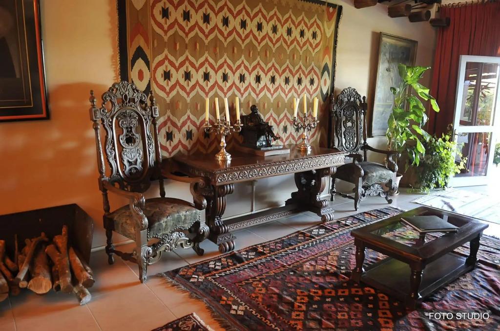 Hotel La Castellana - главное фото