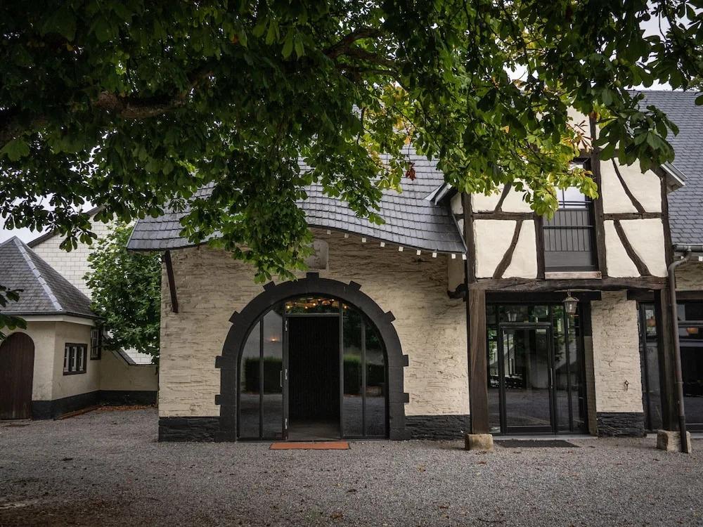 Imposing Holiday Home in Vielsalm - главное фото