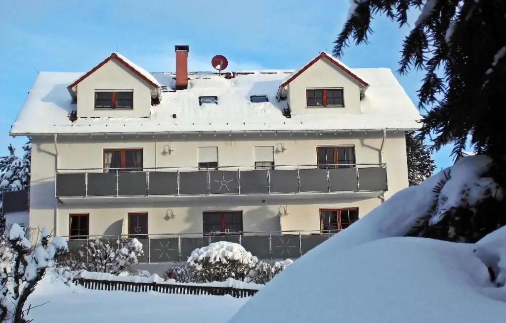Gesund Wohnen Ferienwohnung/Apartments - главное фото