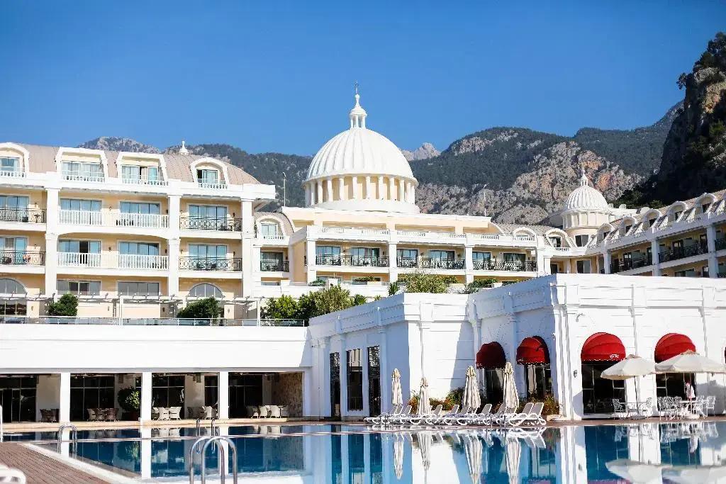 Juju Premier Palace  - главное фото