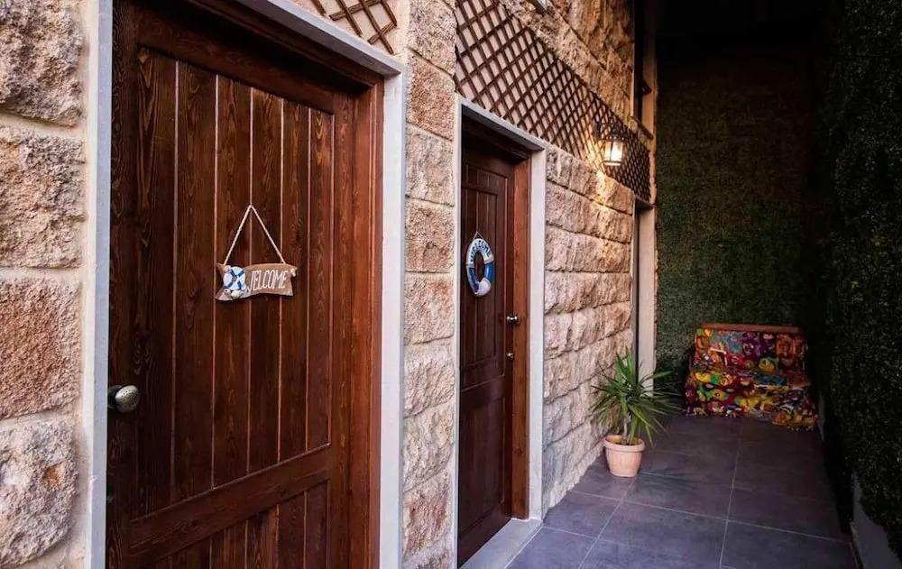 Old Town Guest Houses - главное фото