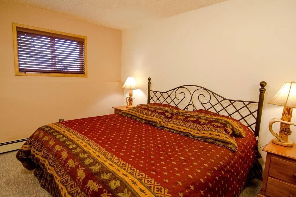 Escape Away Fernie - главное фото