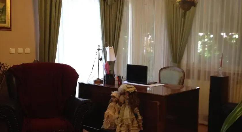 Elvarázsol-lak - главное фото