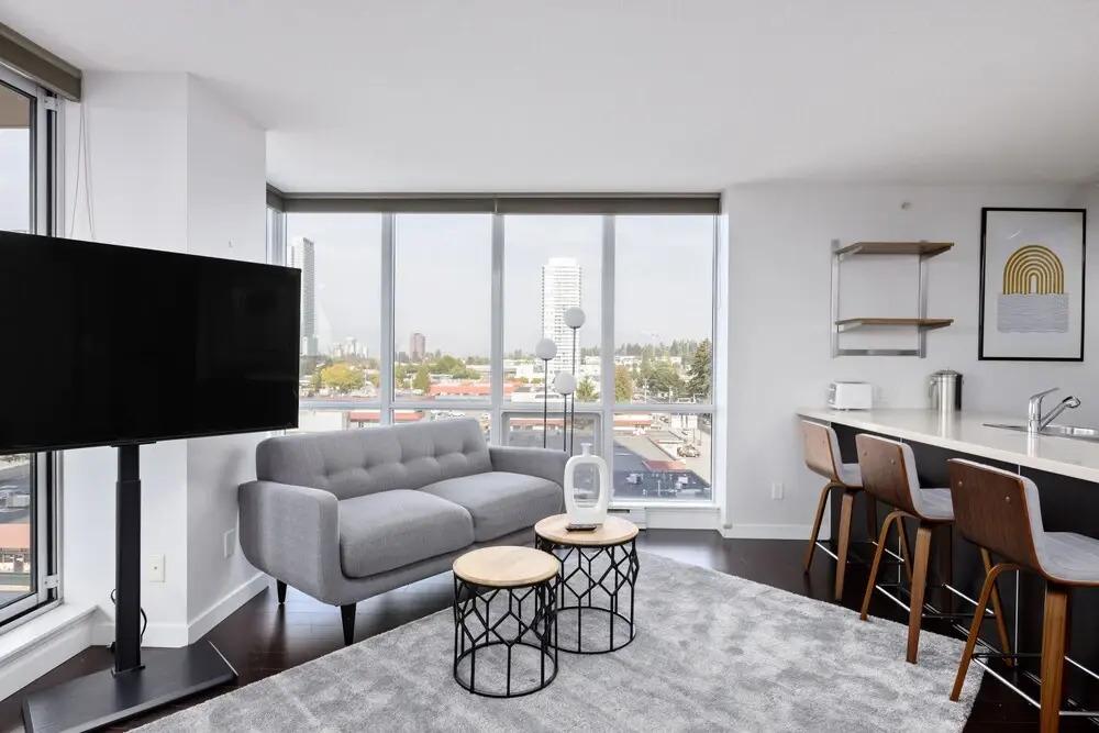 13688 Surrey Unit 704 - главное фото