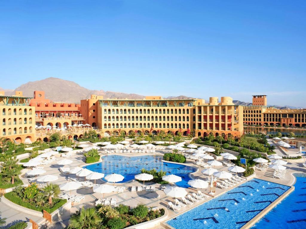 Strand Beach Resort - главное фото