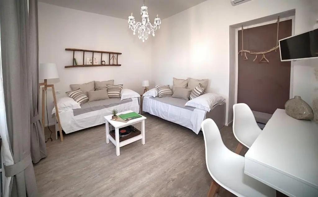 aMarti Suites B&B - главное фото