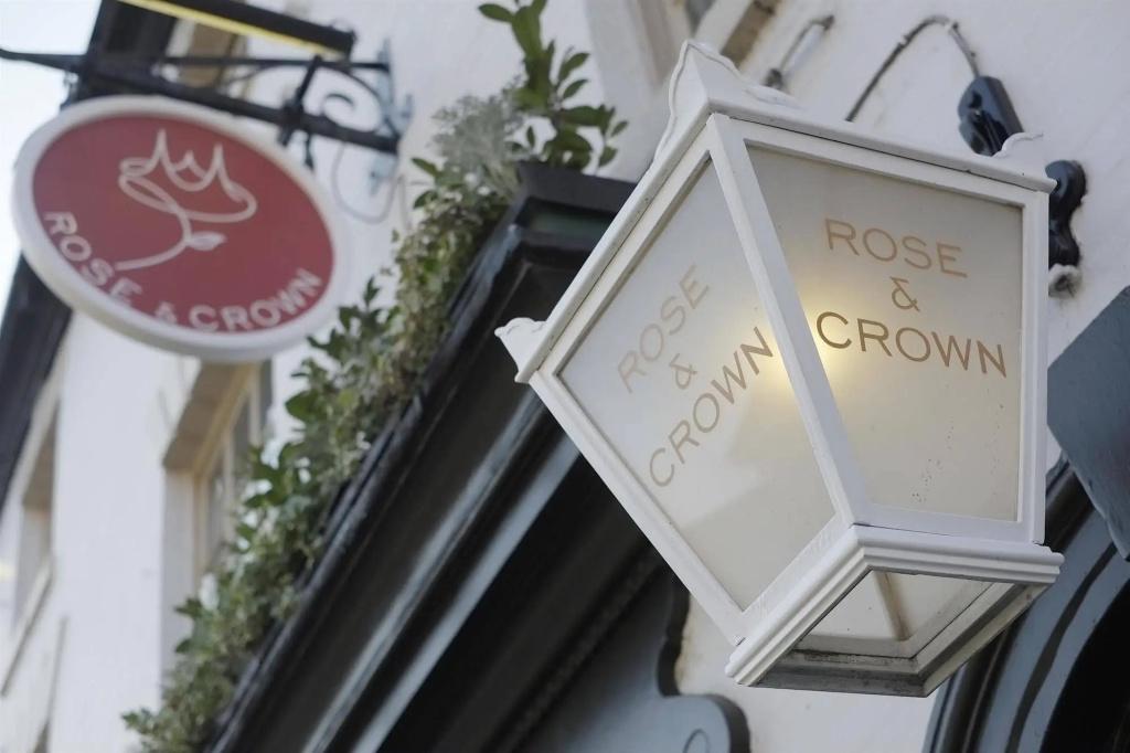 Rose & Crown - главное фото