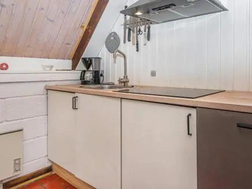 Three-Bedroom Holiday home in Rømø 15 - главное фото