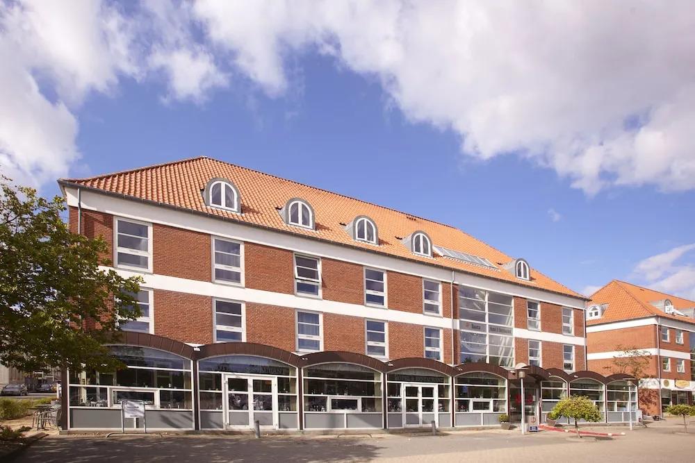 Hotel Danica - главное фото