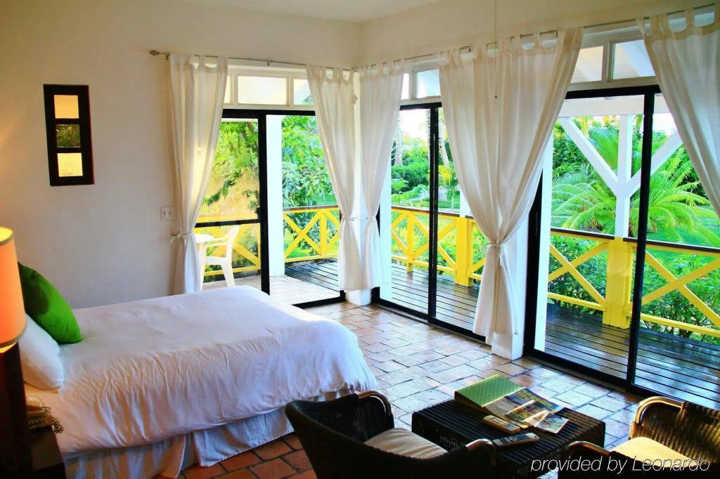 Anacaona Boutique - главное фото